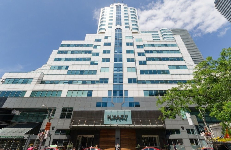 Exterior view of Hyatt Regency Toronto.