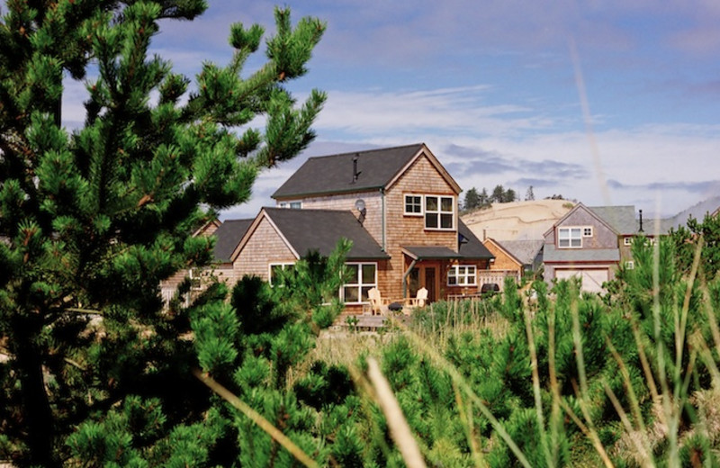 Exterior view of Shorepine Vacation Rentals.