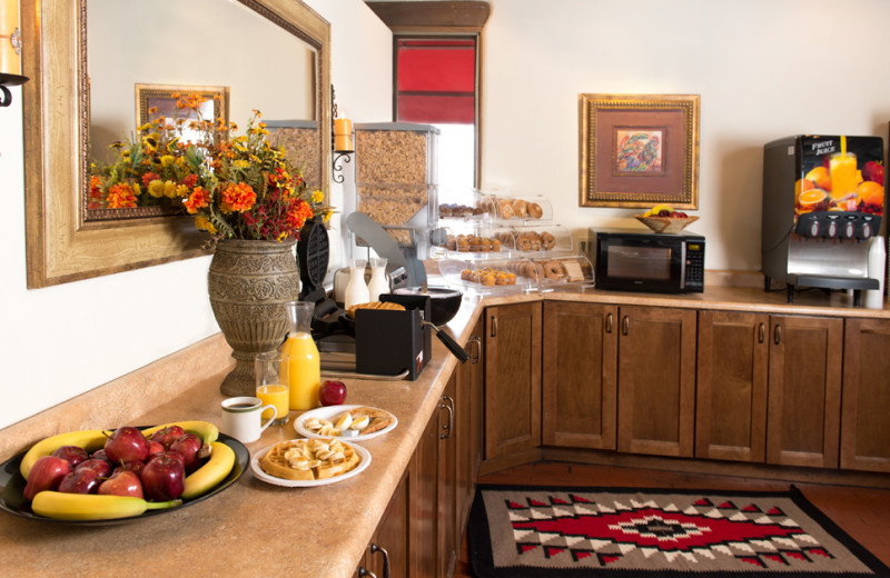 Breakfast Area at Santa Fe Sage Inn