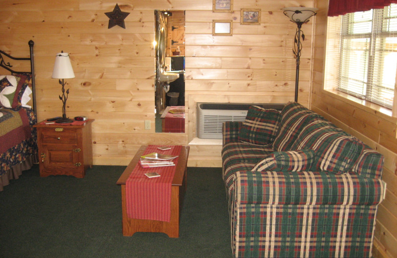 Cabin living room at 7C's Lodging.