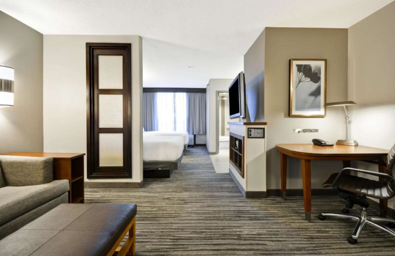 Guest room at Hyatt Place Minneapolis Airport – South.