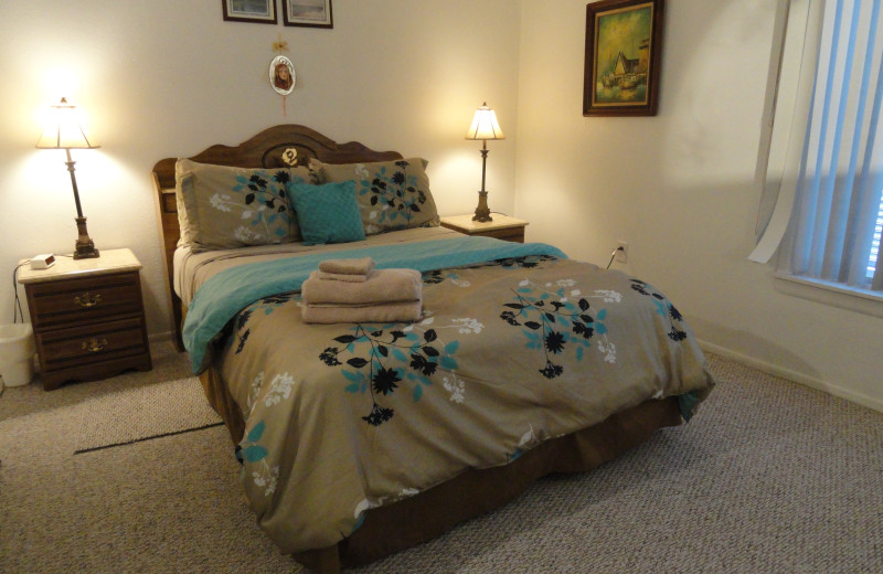 Guest bedroom at Bermuda Bay Resort.