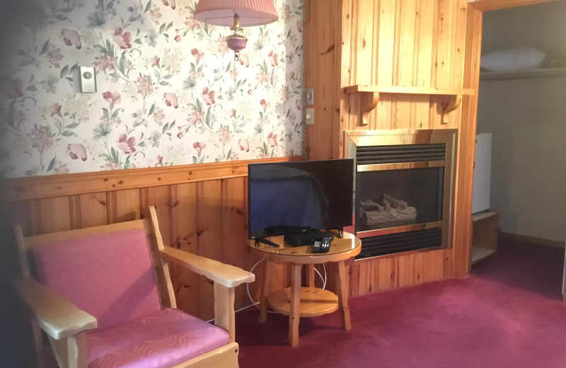 Guest room at The Baldwins Resort.