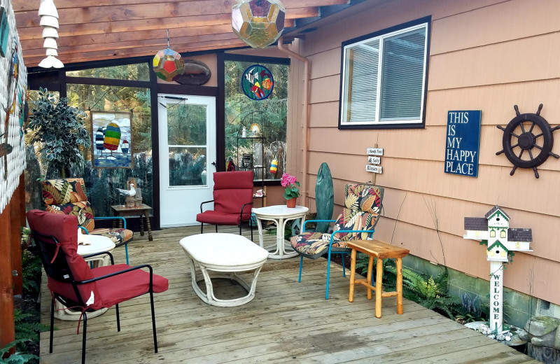 Rental patio at Oceanfront Getaways.