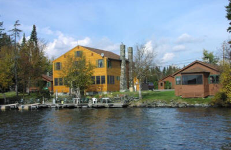 Exterior View of Powder Horn Lodge