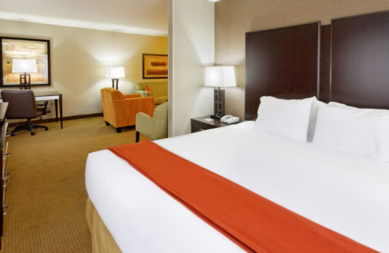 Holiday Inn Express & Suites Canyonville (Canyonville, OR) Resort