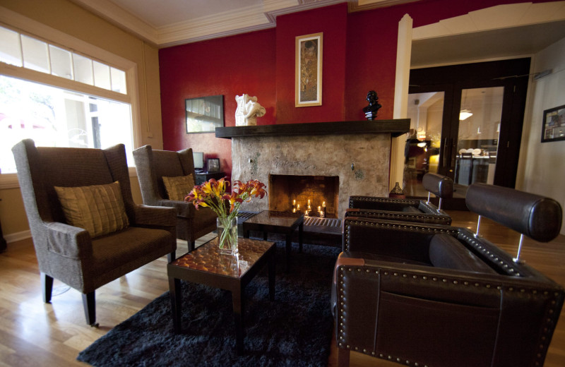 Lobby at Mount View Hotel