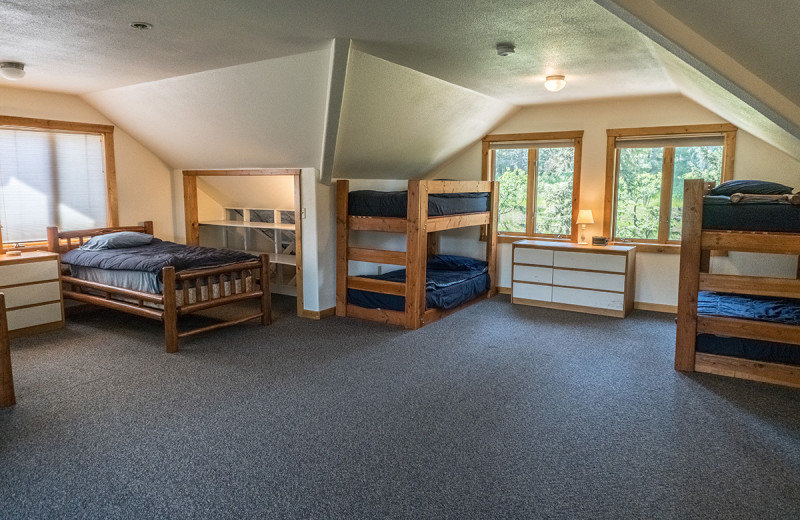 Bunk beds at Montana River Lodge.