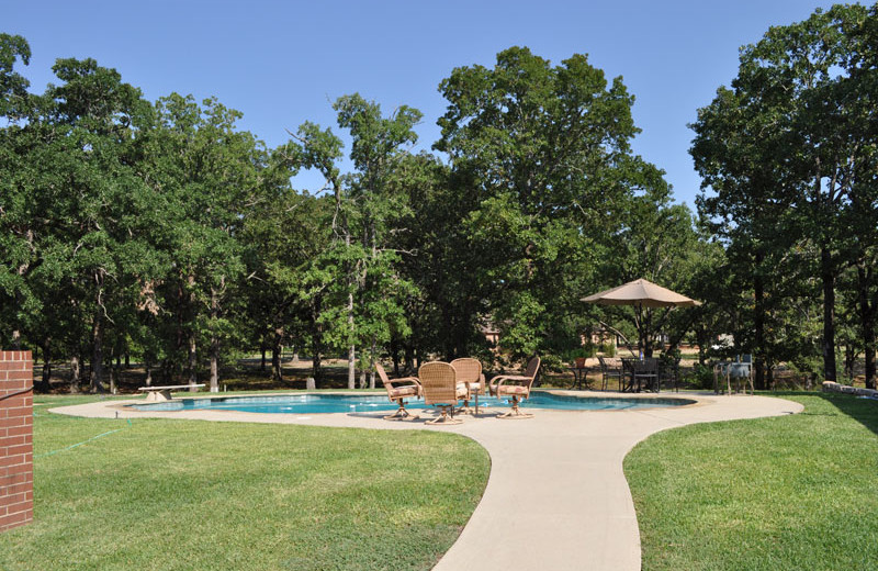 Outdoor pool at Saline Creek Farm.