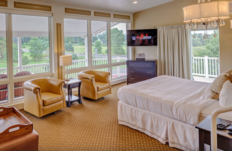 Guest room at Berlin Hotel & Suites.