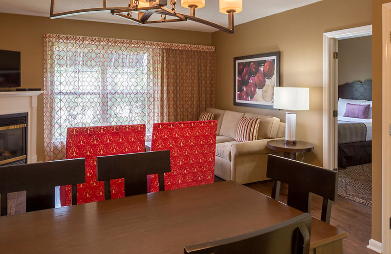 Guest room at The Suites at Hershey.