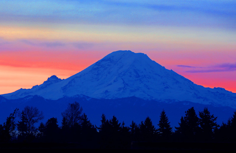 Sunset at Packwood Lodge.