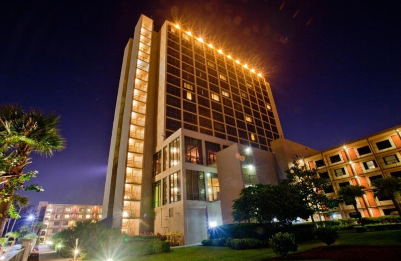 Exterior view of Wyndham Lake Buena Vista.