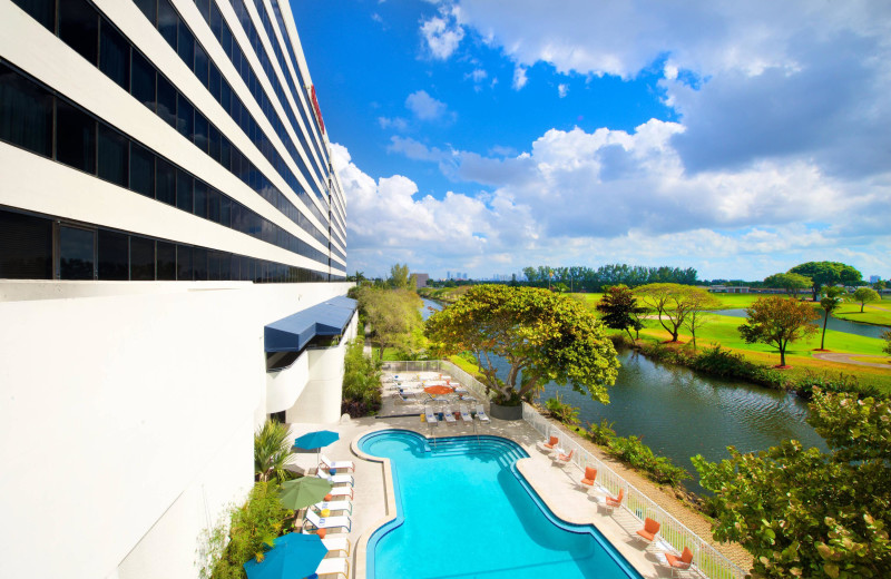 Outdoor pool at Sheraton Miami Airport Hotel & Executive Meeting Center.