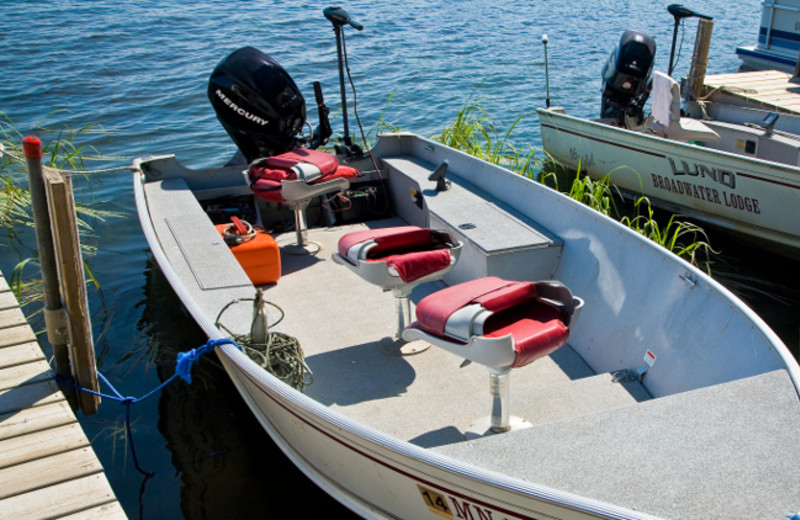 Boat rental at Broadwater Lodge.