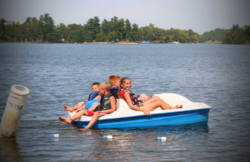 Paddle boat at Bay View Lodge.