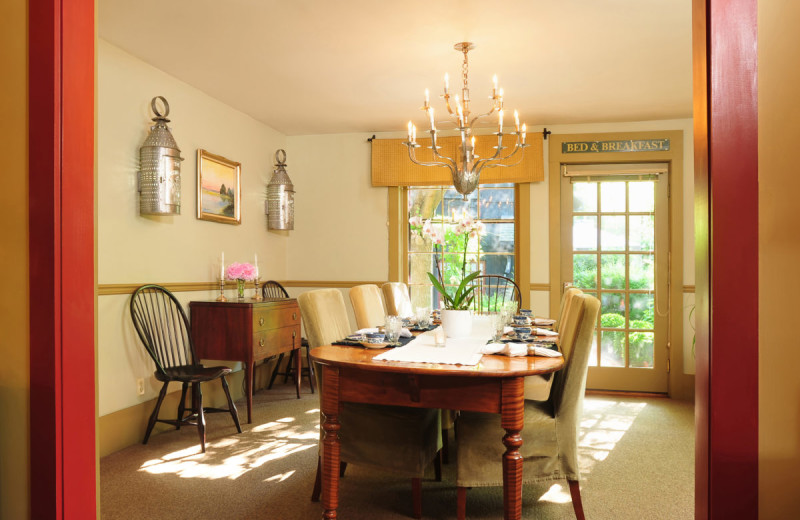Dining at 1795 Acorn Inn Bed and Breakfast.
