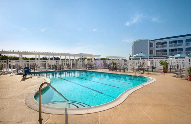 Outdoor pool at Hampton Inn & Suites Outer Banks/Corolla.