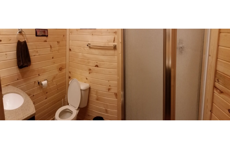 Cabin bathroom at Hocking Hills Backwoods Retreat.