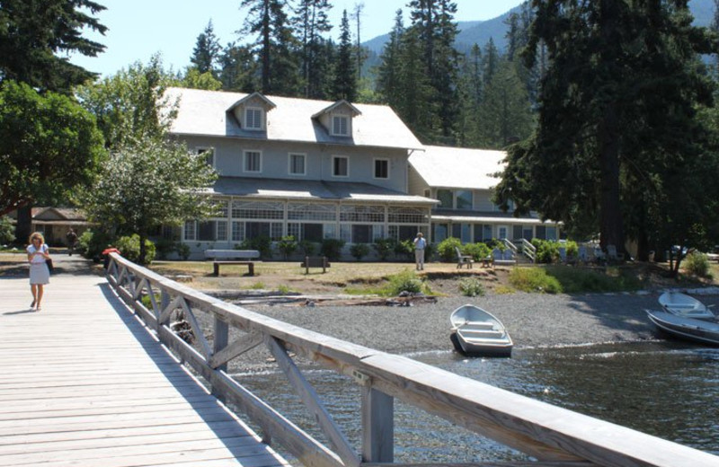 Exterior view of Lake Crecent Lodge.