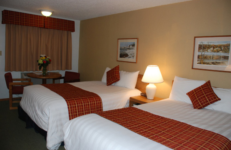 Guest bedroom at Nordic Lodge.