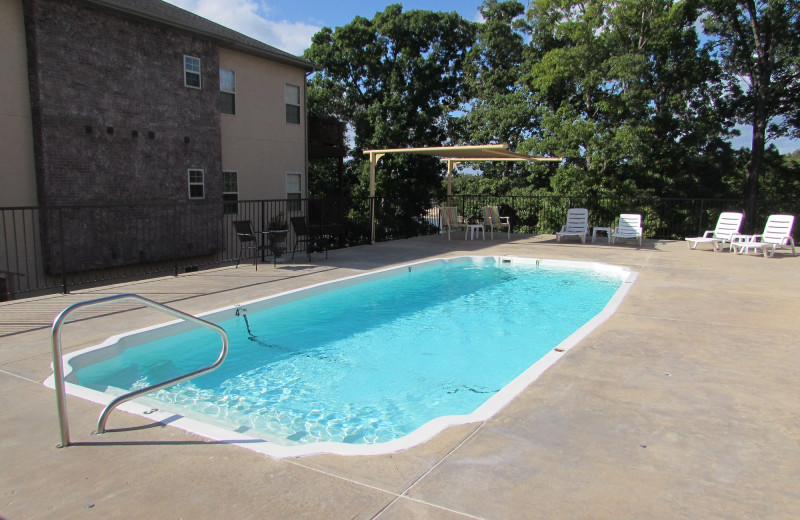 Outdoor pool at Vickery Resort On Table Rock Lake.