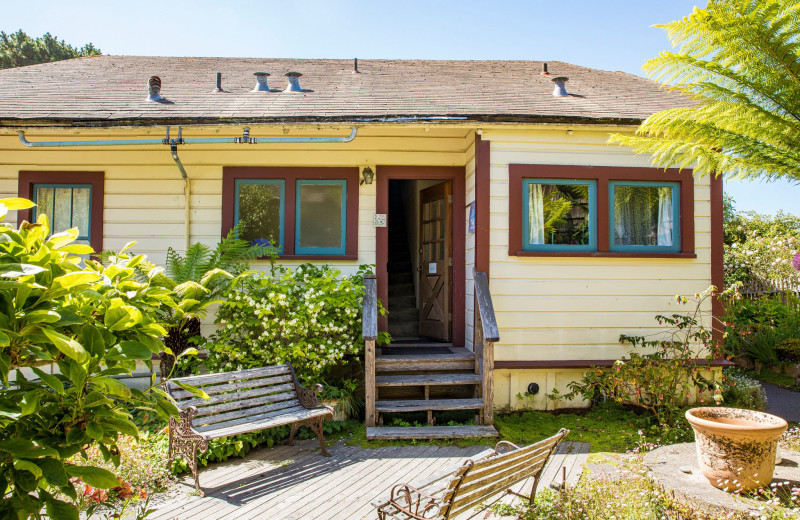 Cottage exterior at Alegria Oceanfront Inn & Cottages.