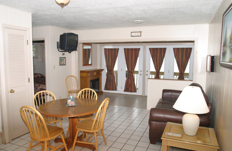 Guest room at Lakeview Resort - Lake of the Ozarks.