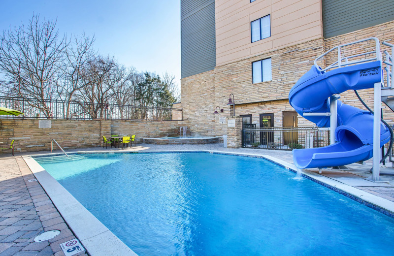 Outdoor pool at SpringHill Suites by Marriott - Pigeon Forge.