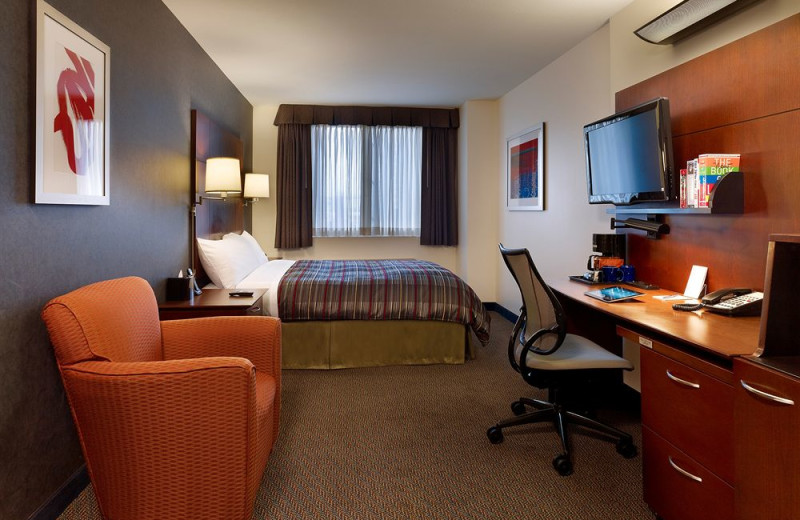 Guest room at Club Quarters, San Francisco.