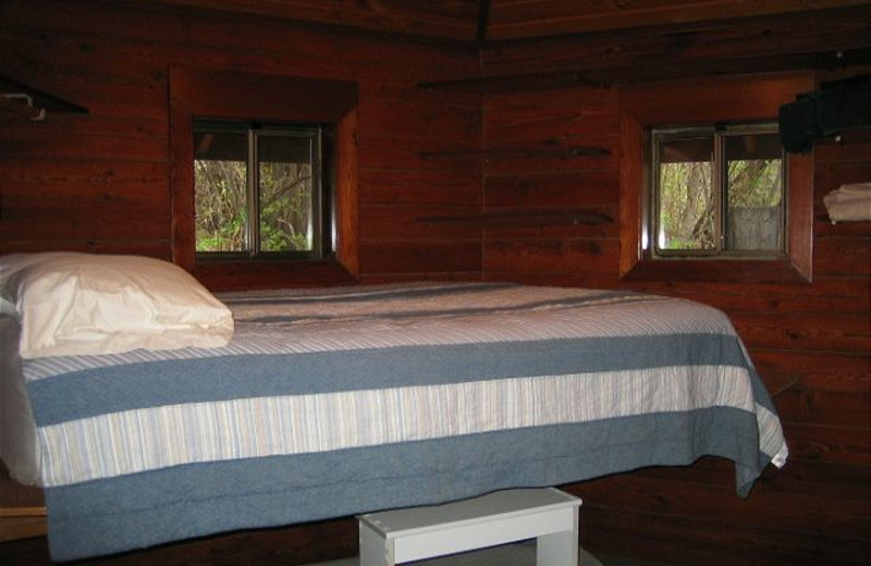 Cabin bedroom at Idaho Cabin Keepers.