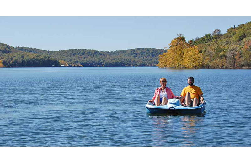 Paddle boat at Beaver Lakefront Cabins.