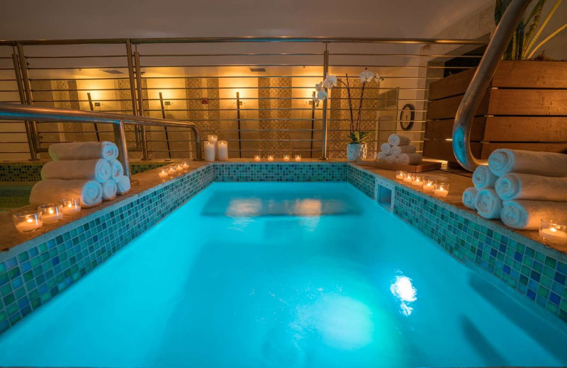 Spa pool at Eden Roc Miami Beach.