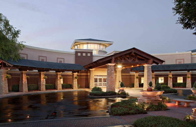 Exterior view of MeadowView Conference Resort 