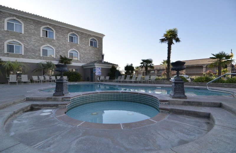 Pool at The Best Western Abbey Inn Hotel.