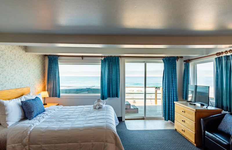 Guest room at Seagull Beachfront INN.