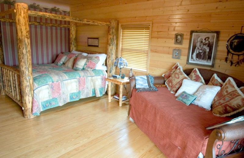 Guest room at Harpole's Heartland Lodge.