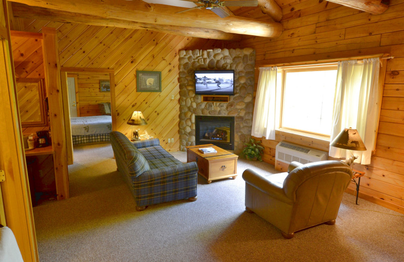 Guest living room at The New England Inn & Lodge.