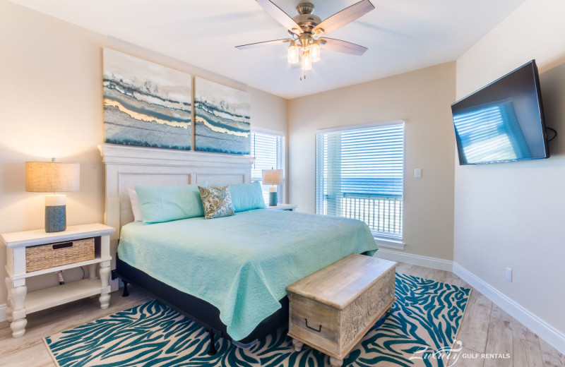 Rental bedroom at LuxuryGulfRentals.com.