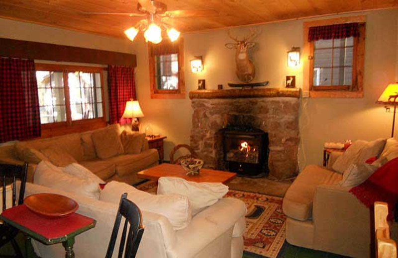 Guest Cottage at White Lake Lodges