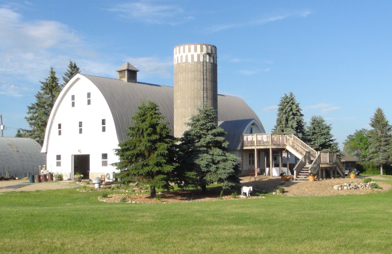 Exterior view of Five Lakes Resort.