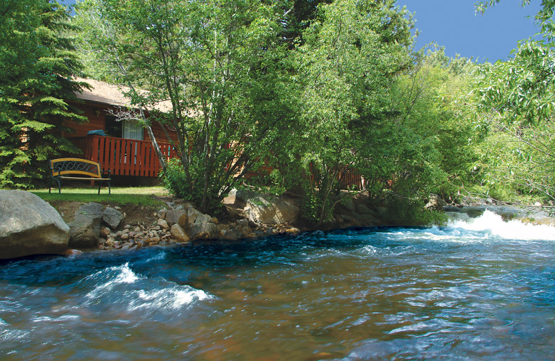 River view at Streamside on Fall River.