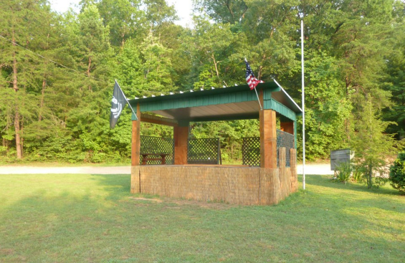 Grounds at Mountain Rest Cabins and Campground.