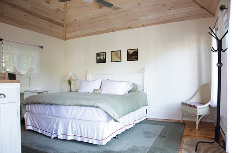 Cottage bedroom at GO-Cottage.