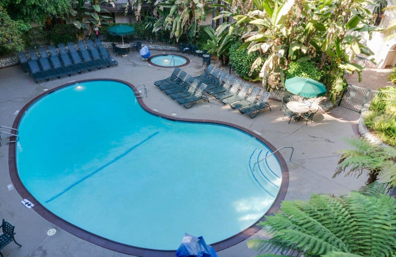 Outdoor pool at Buena Park Grand Hotel 