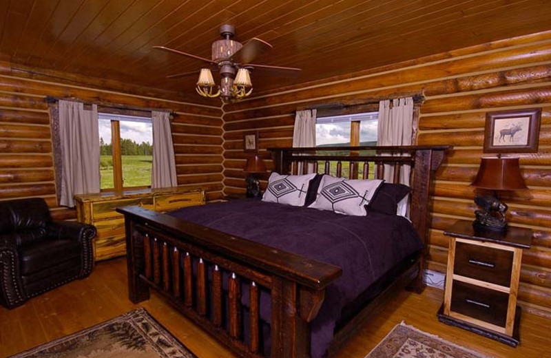 Guest room at Bar N Ranch.