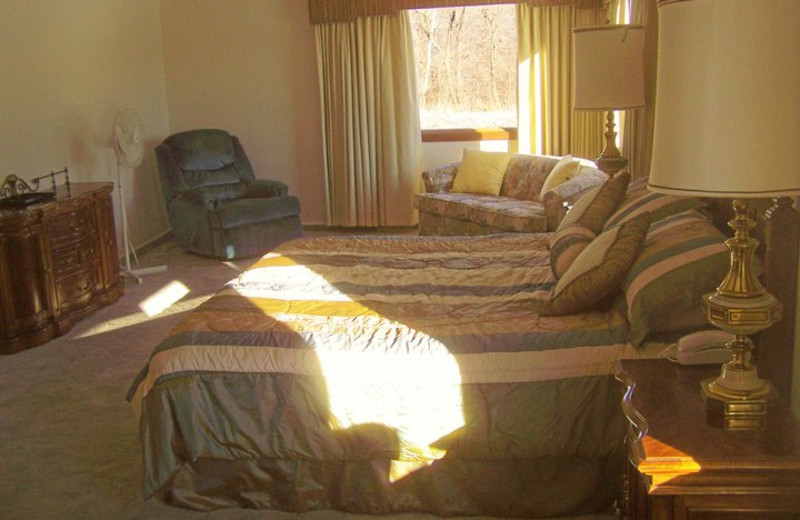 Guest bedroom at Basswood Country Resort.