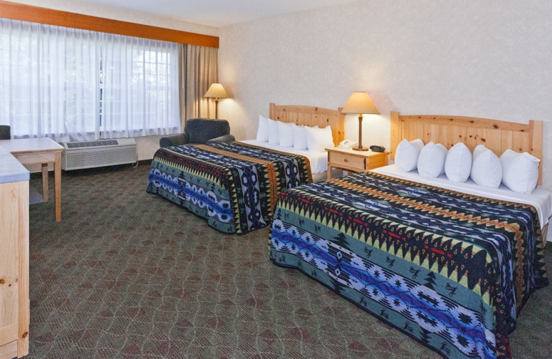 Guest room at The Heathman Lodge.