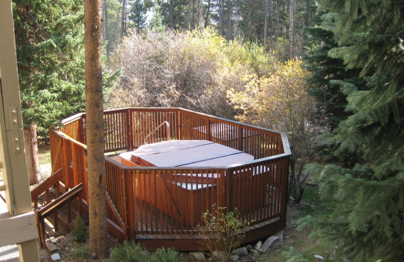 Rental hot tub at Wildwood Suites.