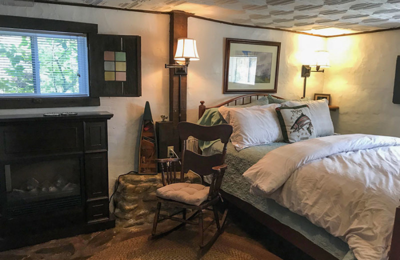 Guest room at Folkestone Inn B&B.